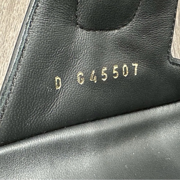 2024P CHANEL BLACK LEATHER OPEN DAD QUILTED CC LOGO SLIDE SANDALS SLIDES MULES - Picture 13 of 15